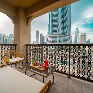 Durrani Homes - Glam Living Besides Mall- 2br With Study Third Converted , دبي الإمارات العربية المتحدة